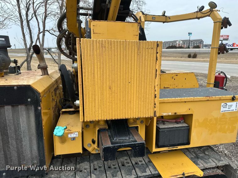 image for item DV0739 2016 Vermeer PD10 pile driver