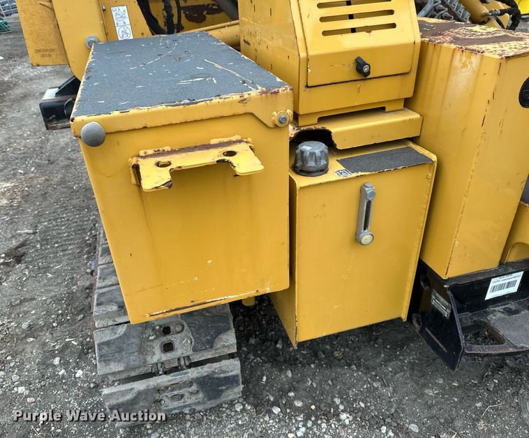 image for item DV0739 2016 Vermeer PD10 pile driver