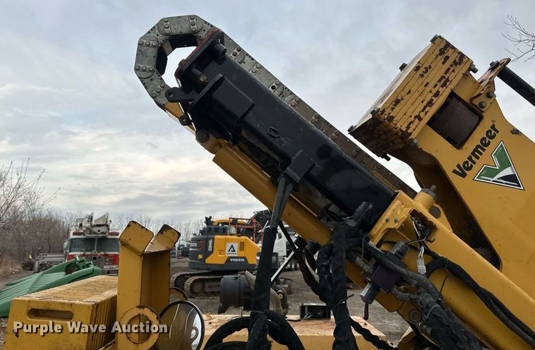 image for item DV0739 2016 Vermeer PD10 pile driver