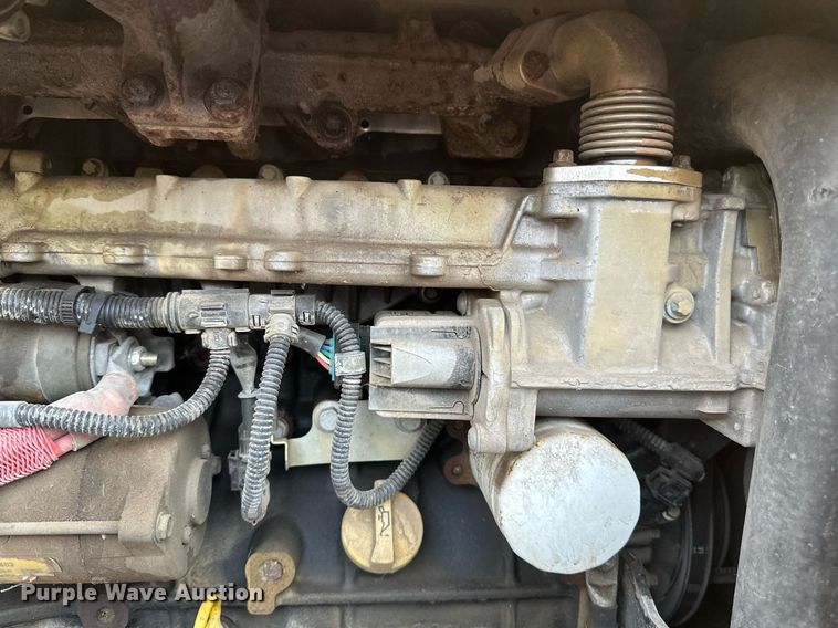 image for item DV0739 2016 Vermeer PD10 pile driver