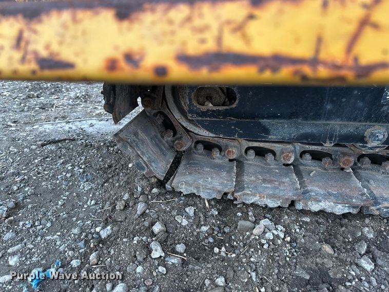 image for item DV0739 2016 Vermeer PD10 pile driver