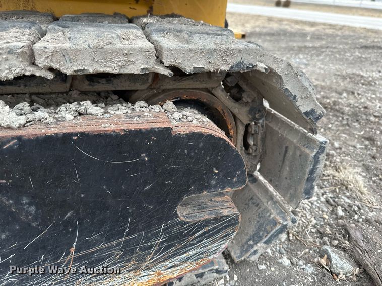 image for item DV0739 2016 Vermeer PD10 pile driver