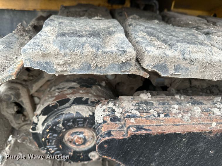 image for item DV0739 2016 Vermeer PD10 pile driver