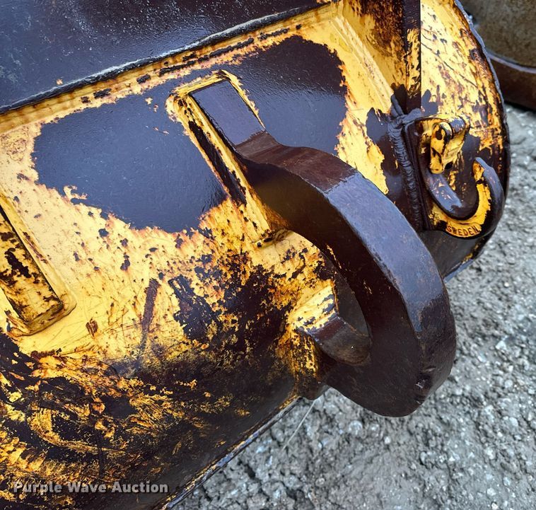 image for item DV1795 Esco 330/350/370/829E excavator bucket