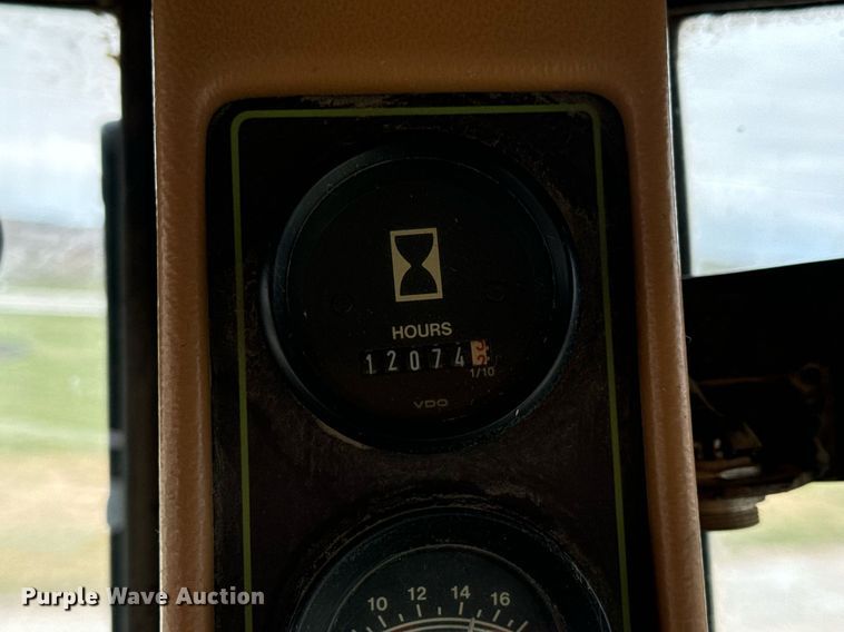 image for item DV1861 Steiger Tractor Wildcat 1000 4WD tractor