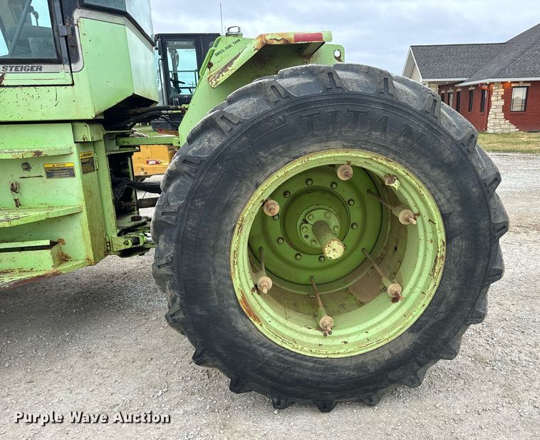 image for item DV1861 Steiger Tractor Wildcat 1000 4WD tractor