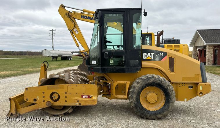 image for item DV1862 2014 Caterpillar CP44 single drum vibratory roller