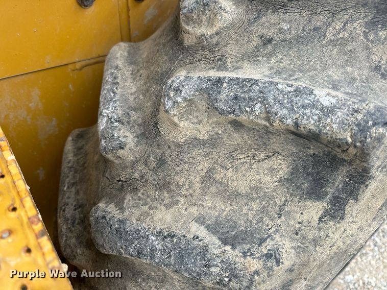 image for item DV1862 2014 Caterpillar CP44 single drum vibratory roller