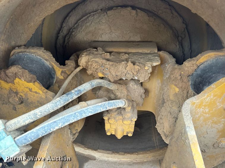 image for item DV1862 2014 Caterpillar CP44 single drum vibratory roller