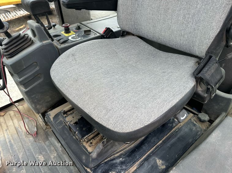 image for item DV1862 2014 Caterpillar CP44 single drum vibratory roller