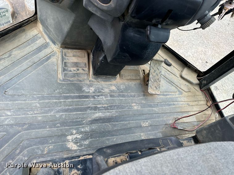 image for item DV1862 2014 Caterpillar CP44 single drum vibratory roller