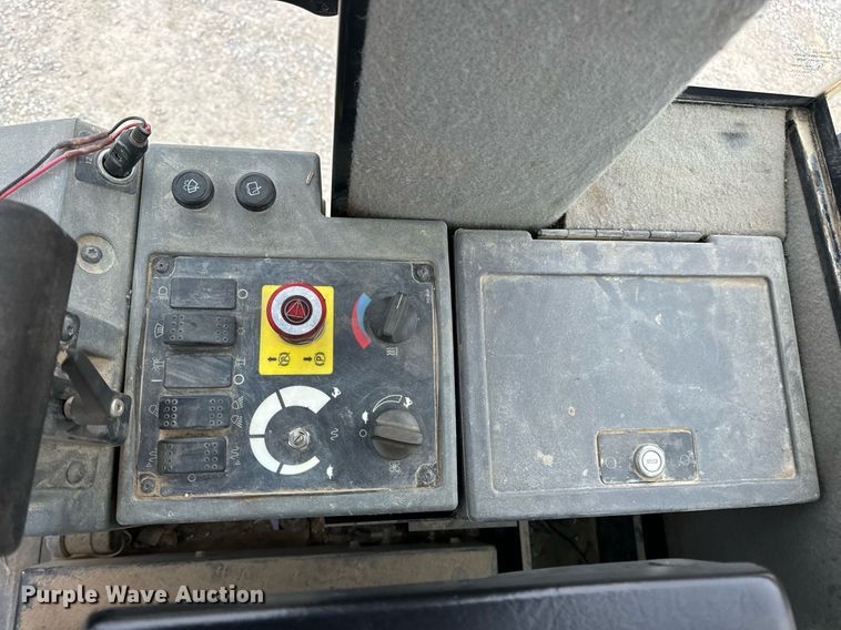 image for item DV1862 2014 Caterpillar CP44 single drum vibratory roller