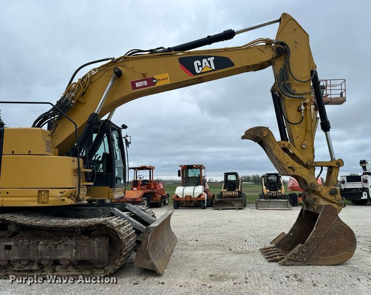 image for item DV1863 2017 Caterpillar 335F LCR excavator