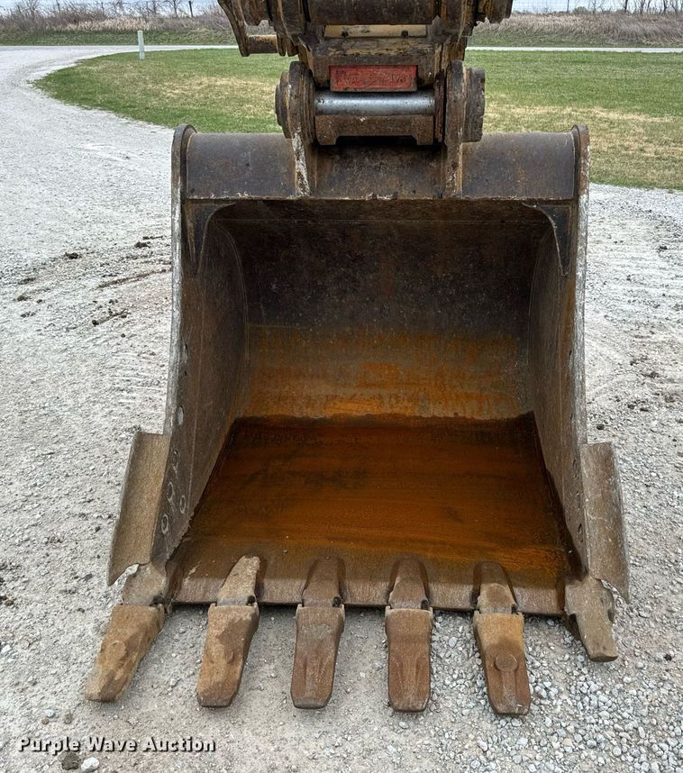 image for item DV1863 2017 Caterpillar 335F LCR excavator