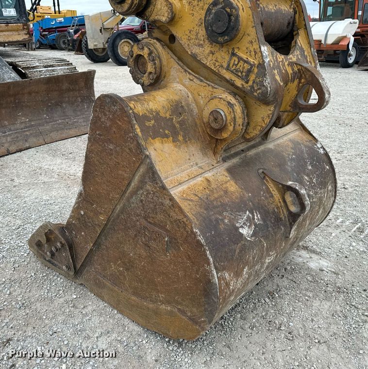 image for item DV1863 2017 Caterpillar 335F LCR excavator