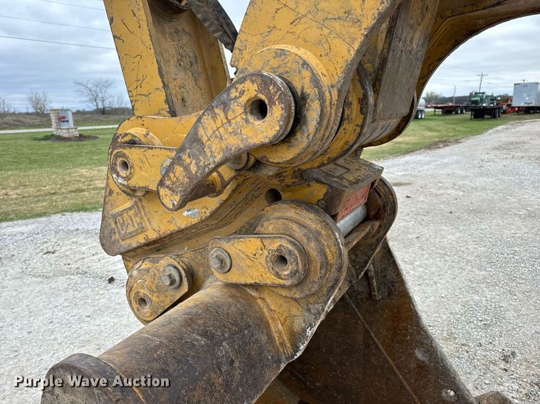 image for item DV1863 2017 Caterpillar 335F LCR excavator