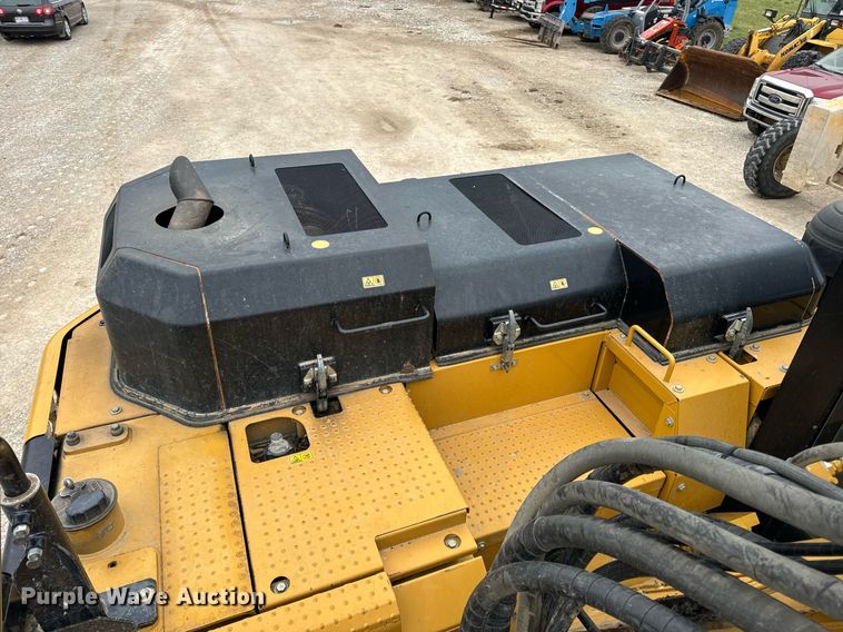 image for item DV1863 2017 Caterpillar 335F LCR excavator