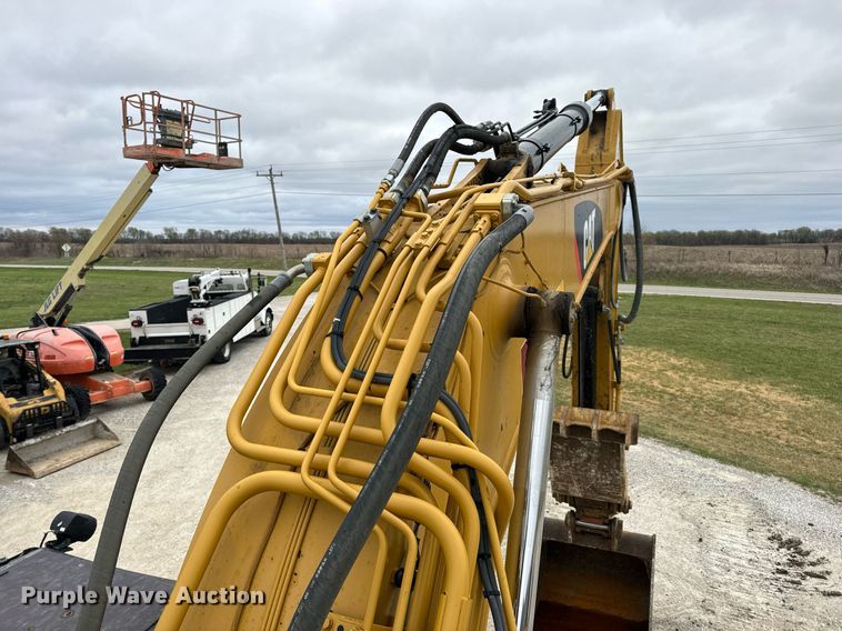 image for item DV1863 2017 Caterpillar 335F LCR excavator