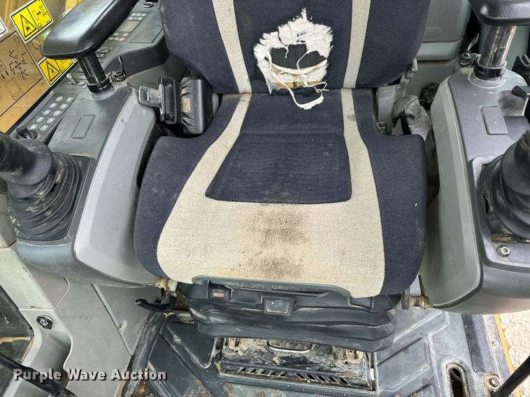 image for item DV1863 2017 Caterpillar 335F LCR excavator