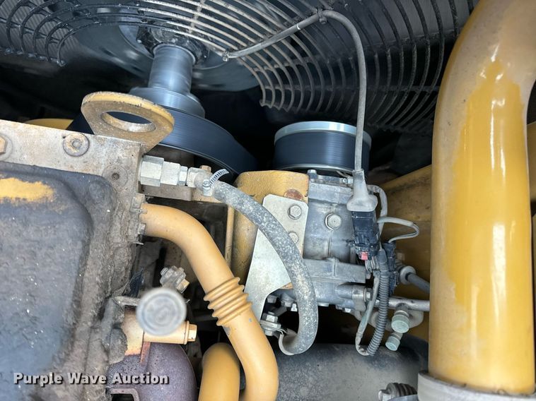 image for item DV1863 2017 Caterpillar 335F LCR excavator