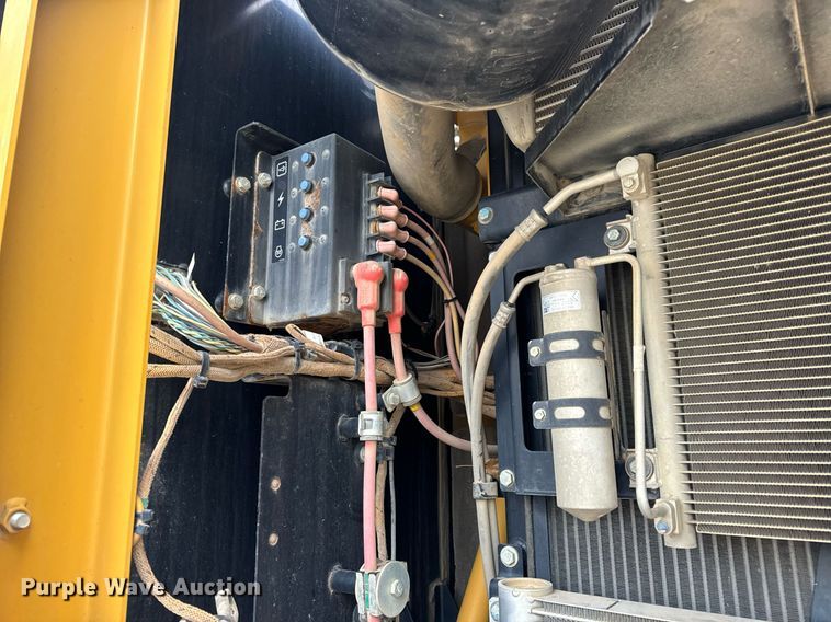 image for item DV1863 2017 Caterpillar 335F LCR excavator