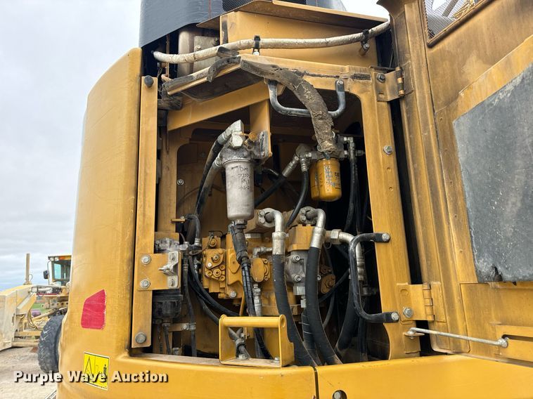 image for item DV1863 2017 Caterpillar 335F LCR excavator