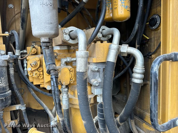 image for item DV1863 2017 Caterpillar 335F LCR excavator