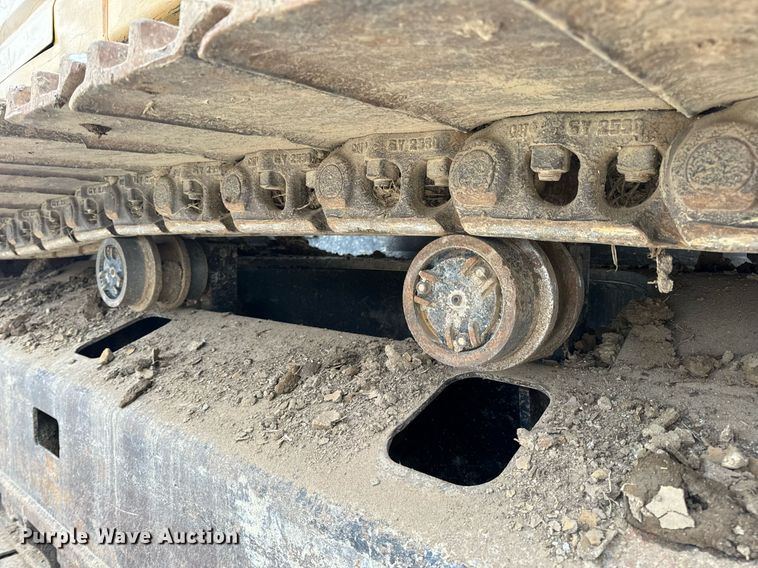 image for item DV1863 2017 Caterpillar 335F LCR excavator