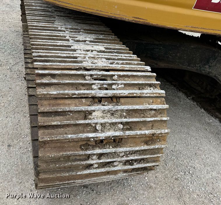 image for item DV1863 2017 Caterpillar 335F LCR excavator