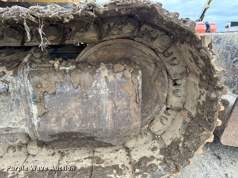 image for item DV1863 2017 Caterpillar 335F LCR excavator