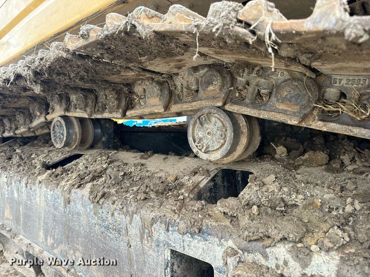 image for item DV1863 2017 Caterpillar 335F LCR excavator