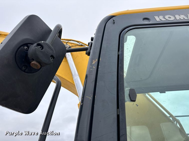 image for item DV1864 2017 Komatsu PC290LC-11 excavator