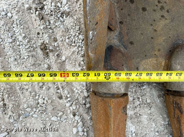 image for item DV1864 2017 Komatsu PC290LC-11 excavator