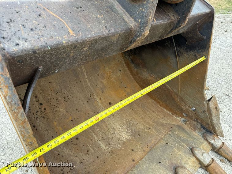 image for item DV1864 2017 Komatsu PC290LC-11 excavator