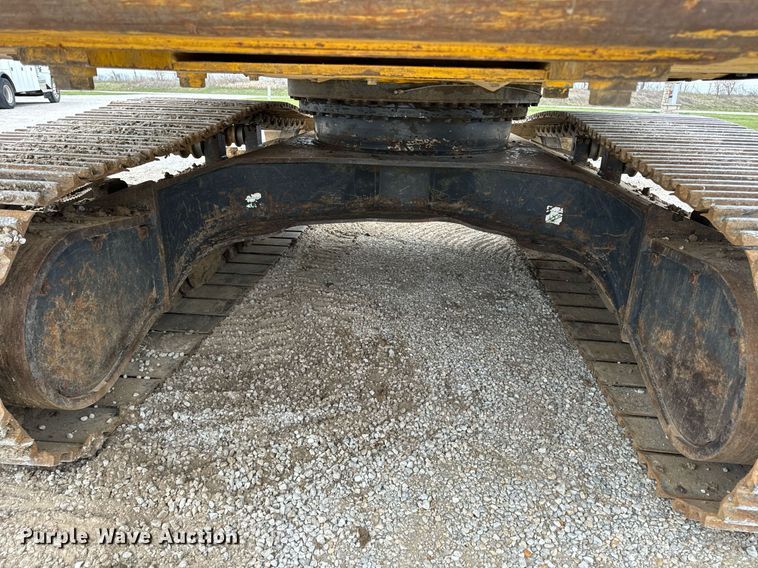 image for item DV1864 2017 Komatsu PC290LC-11 excavator