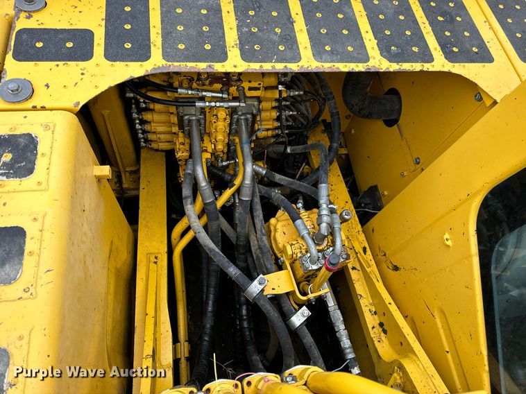 image for item DV1864 2017 Komatsu PC290LC-11 excavator
