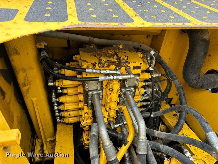 image for item DV1864 2017 Komatsu PC290LC-11 excavator