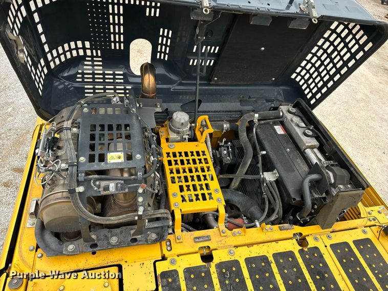 image for item DV1864 2017 Komatsu PC290LC-11 excavator