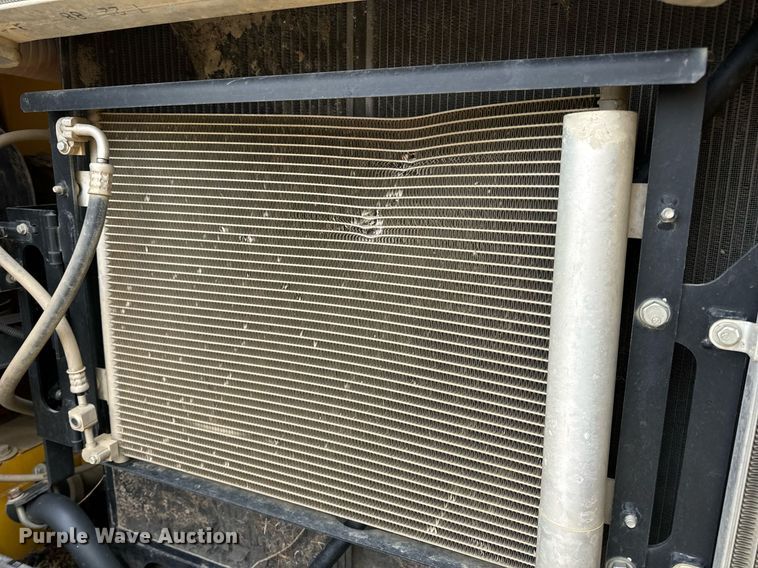 image for item DV1864 2017 Komatsu PC290LC-11 excavator