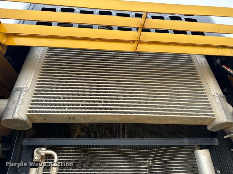 image for item DV1864 2017 Komatsu PC290LC-11 excavator