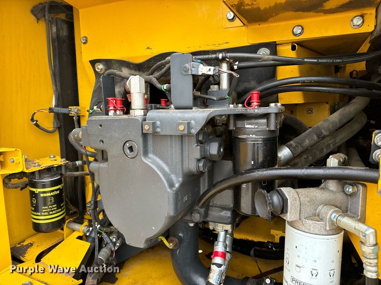 image for item DV1864 2017 Komatsu PC290LC-11 excavator