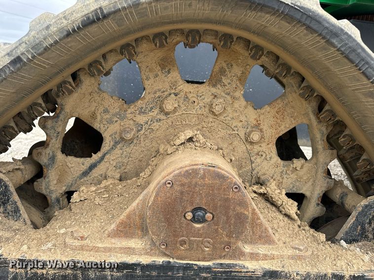 image for item DV1865 2016 Genie S-60TRAX boom lift