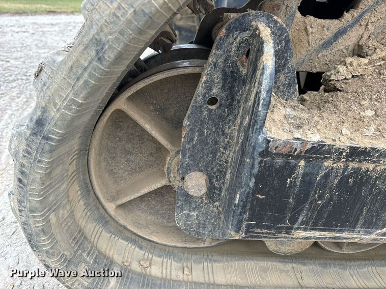 image for item DV1865 2016 Genie S-60TRAX boom lift