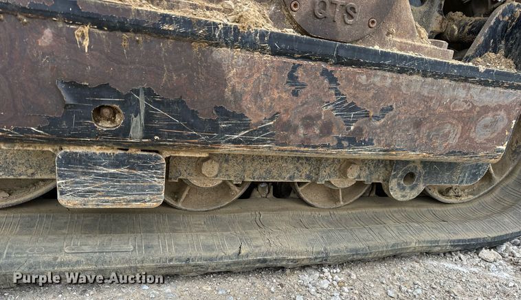 image for item DV1865 2016 Genie S-60TRAX boom lift