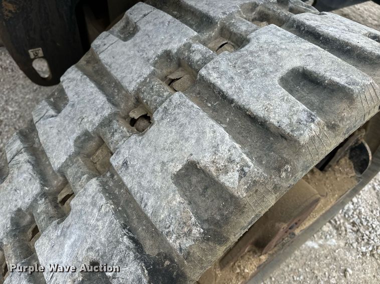 image for item DV1865 2016 Genie S-60TRAX boom lift