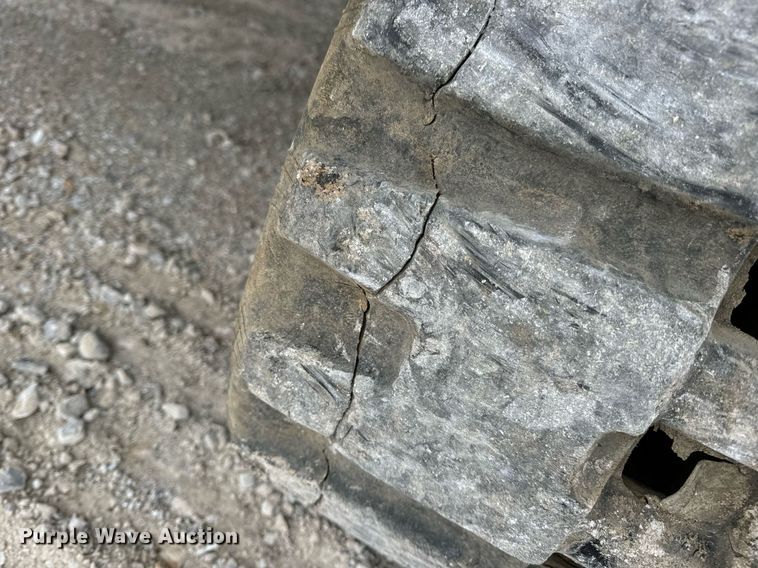 image for item DV1865 2016 Genie S-60TRAX boom lift