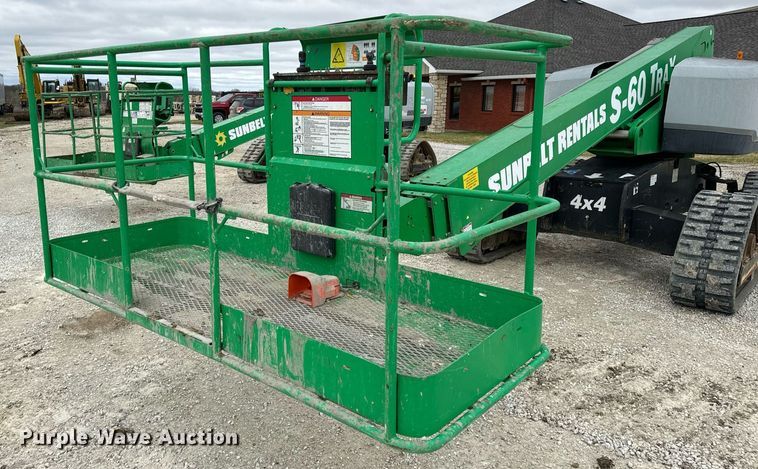 image for item DV1866 2015 Genie S-60TRAX boom lift