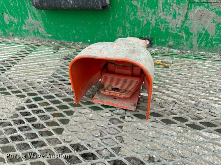 image for item DV1866 2015 Genie S-60TRAX boom lift