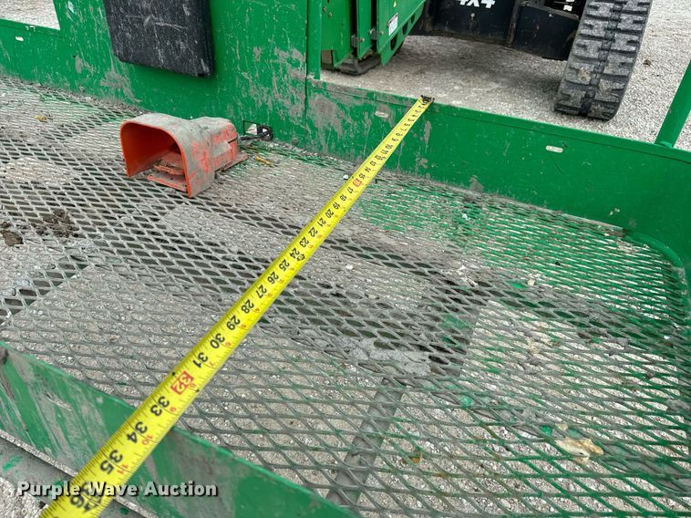 image for item DV1866 2015 Genie S-60TRAX boom lift