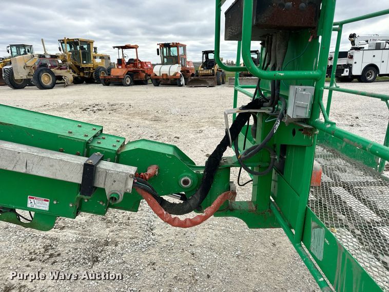 image for item DV1866 2015 Genie S-60TRAX boom lift